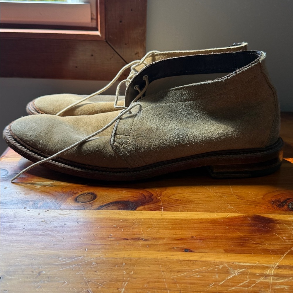 Alden Men's Light Brown Suede Chukka Boots - Picture 6 of 11
